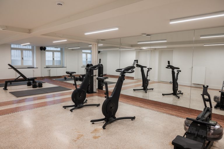 ©Maxim-The-Good-Com-Oct-20243